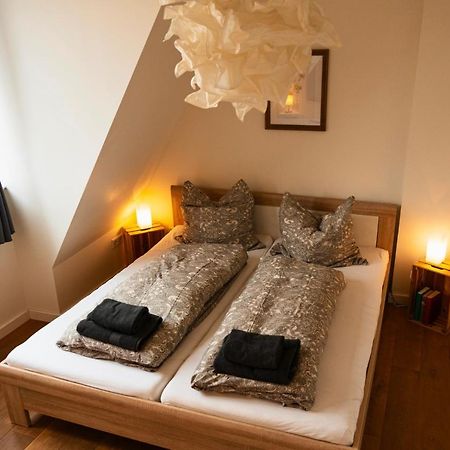 Woelkchen - Wohnung Mit Balkon, Holzdielen & Tv Бремерхафен Экстерьер фото