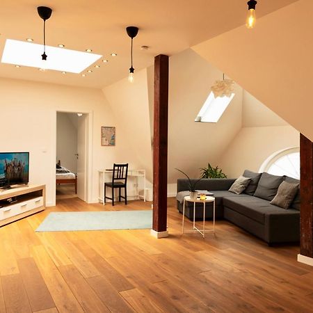 Woelkchen - Wohnung Mit Balkon, Holzdielen & Tv Бремерхафен Экстерьер фото