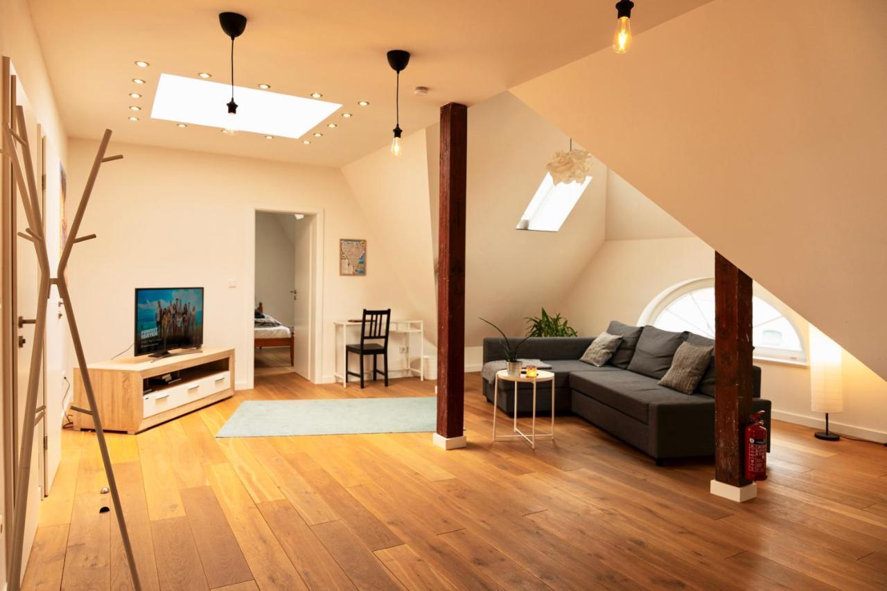 Woelkchen - Wohnung Mit Balkon, Holzdielen & Tv Бремерхафен Экстерьер фото